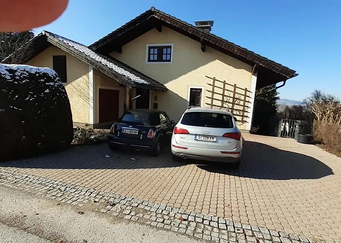 Top Apartment
